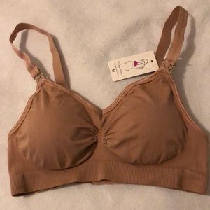 Nursing/maternity bra